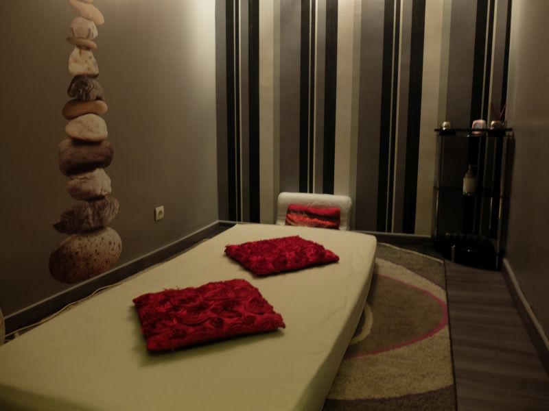 Harmonie Salon - Massage à Paris - 75017 : Informations générales, avis ...